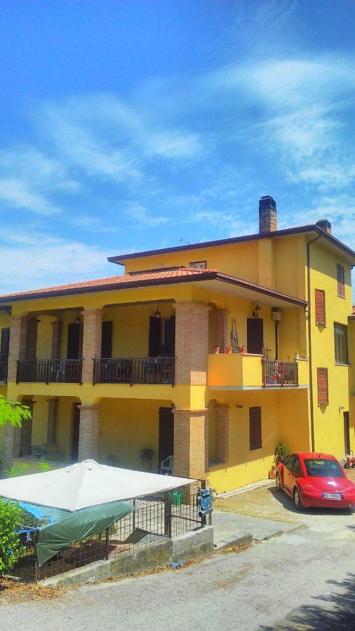 Ferienwohnung Il Girasole Castel Ritaldi Exterior foto