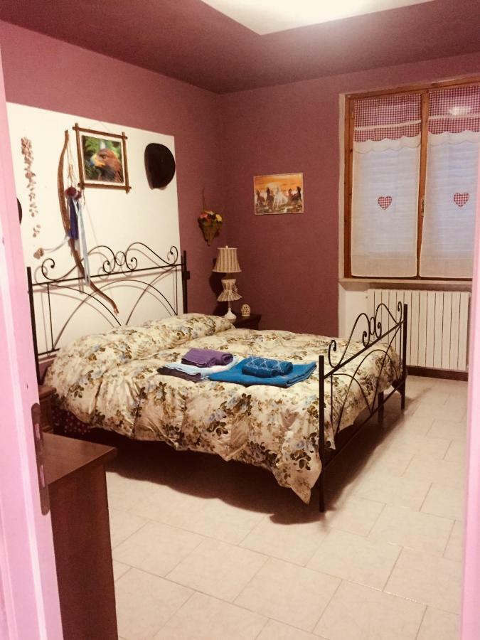 Ferienwohnung Il Girasole Castel Ritaldi Exterior foto