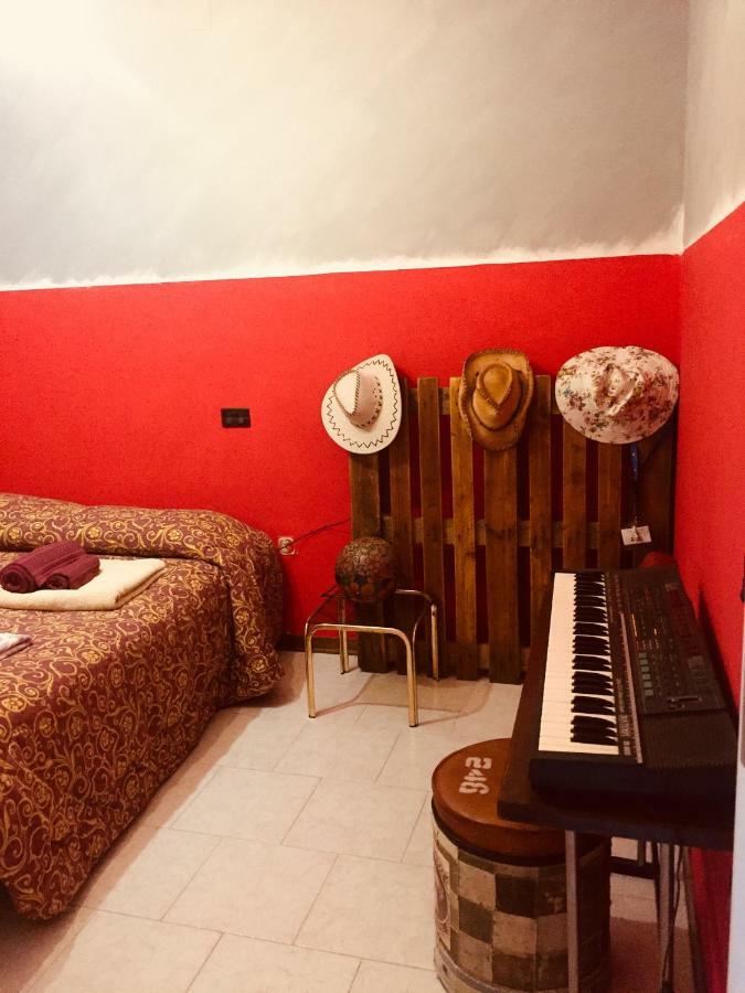 Ferienwohnung Il Girasole Castel Ritaldi Exterior foto