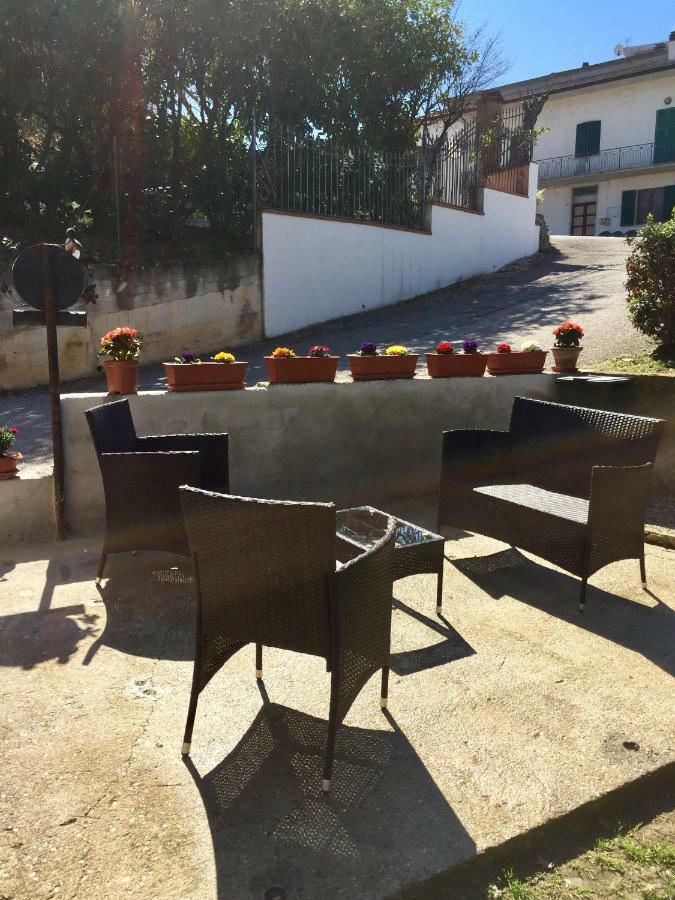 Ferienwohnung Il Girasole Castel Ritaldi Exterior foto
