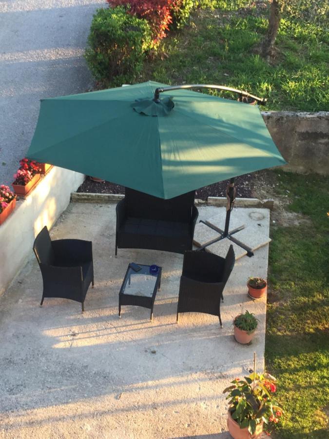 Ferienwohnung Il Girasole Castel Ritaldi Exterior foto